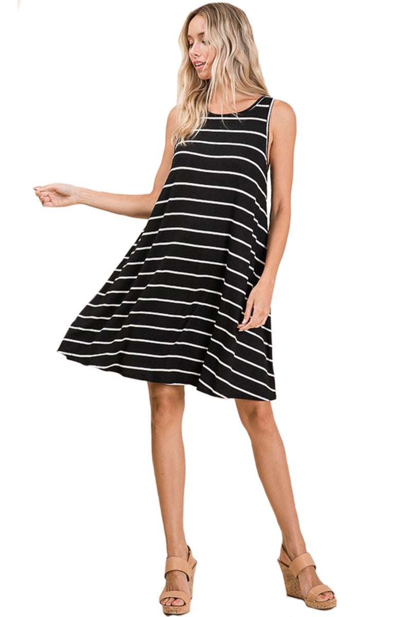 Sleeveless Swing Dress with Pockets Prints and Stripes Black Striped / X-Large Sleeveless Swing Dress with Pockets Prints and Stripes Black Striped / X-Large